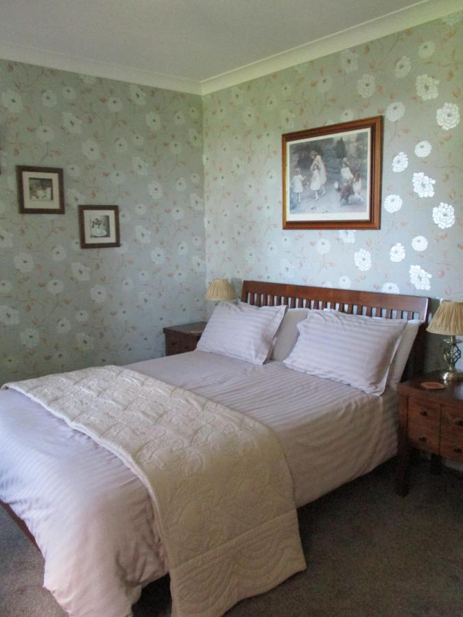 Brookshill House B & B กลาสตันเบอรี ภายนอก รูปภาพ